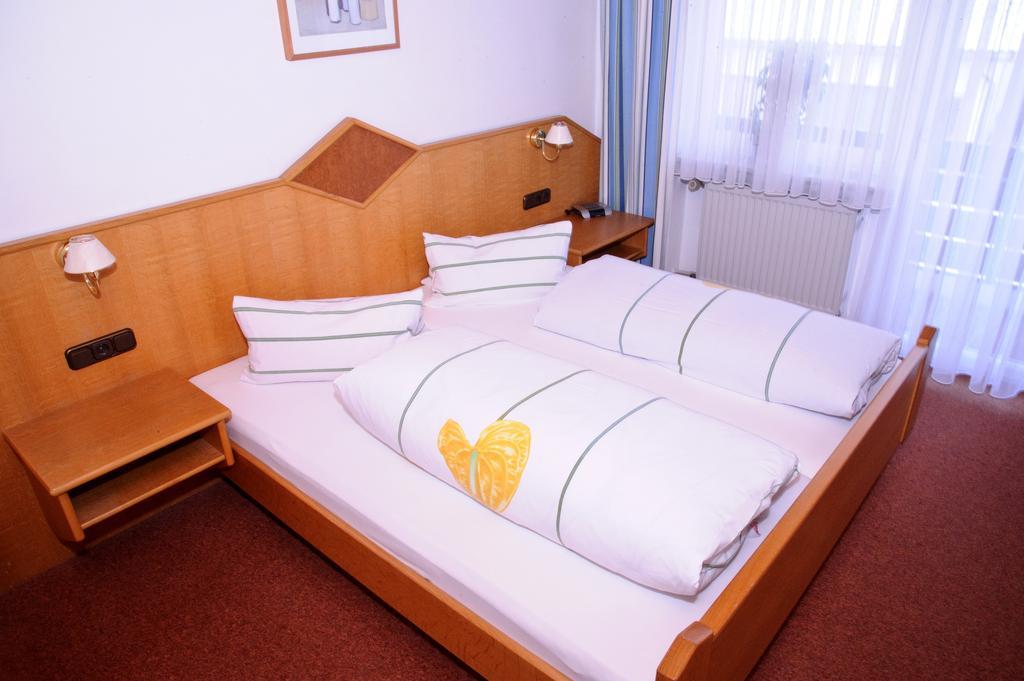 Hirmonshof Hotel Bischofsmais Szoba fotó